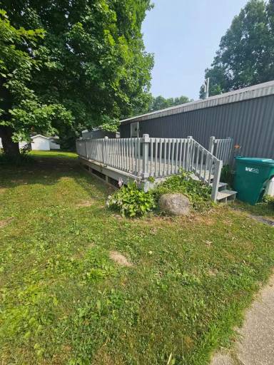 Main picture of Rainbow Mobile Home Park
