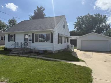 Main picture of 2415 14th Ave