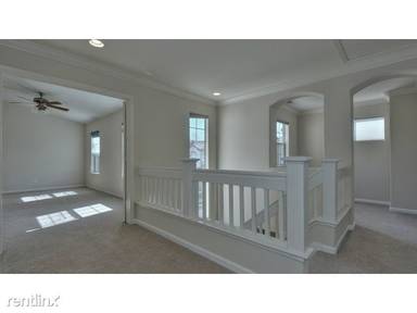 Main picture of 2761 Rubino Cir