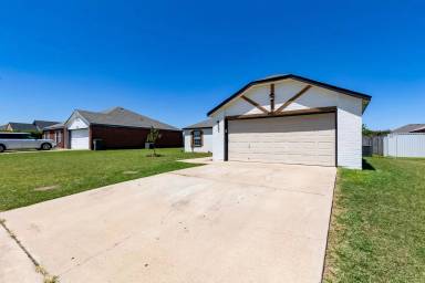 Main picture of 4501 Jake Spoon Dr