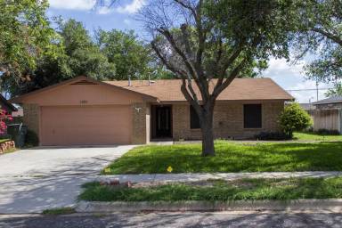 Main picture of 1609 Ronstan Dr