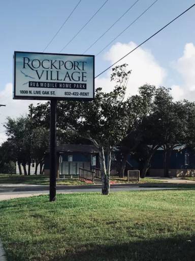 Main picture of 1800 N Live Oak St