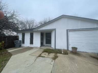 Main picture of 9543 Brewster St