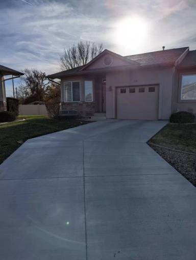 Main picture of 552 Garden Cress Ct