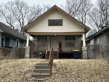 Main picture of 2416 Cypress Ave