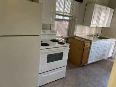Main picture of 362 Locust St