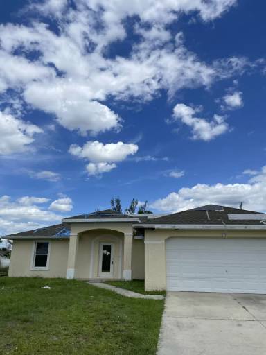 Main picture of 1205 SW 9th Ave