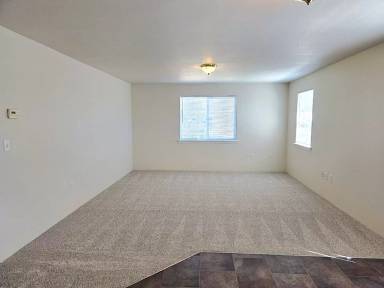 Main picture of 213 Edwards St