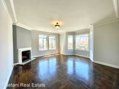 Main picture of 201 Waller St