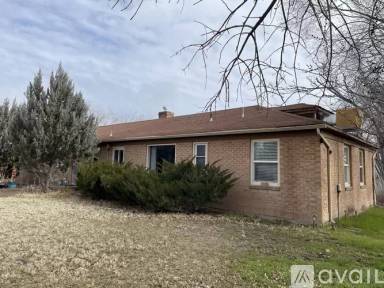 Main picture of 2432 Santa Rosa Ln