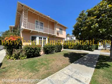 Main picture of 215 S Gale Dr