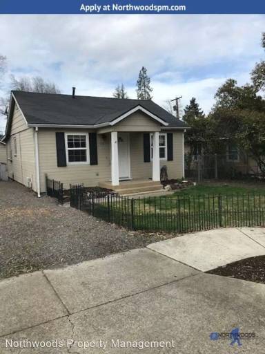 Main picture of 327 Effie St