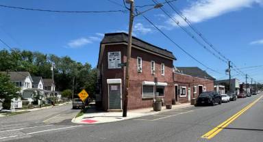 Main picture of 79 Whitehead Ave