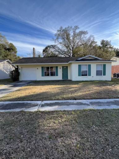 Main picture of 703 Holly Ter