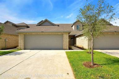 Main picture of 212 Stone Cir