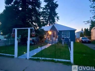 Main picture of 3206 W Garland Ave