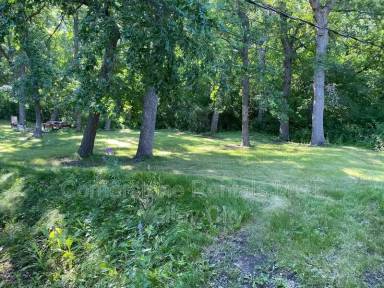 Main picture of 265 Viking Dr