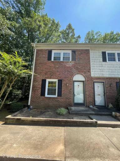 Main picture of 224 Northpoint Ave