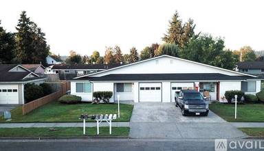 Main picture of 1312 12th Ave NW