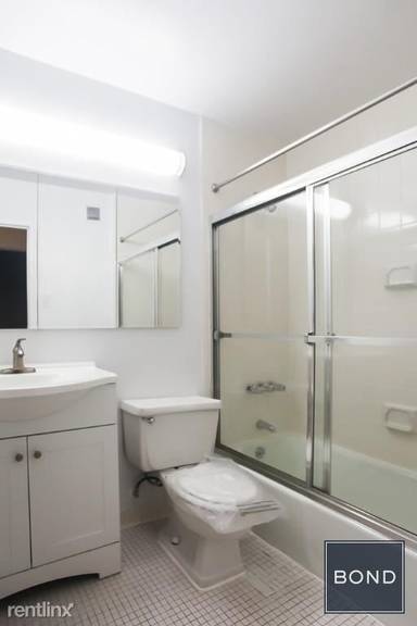 Main picture of 1 Astor Place