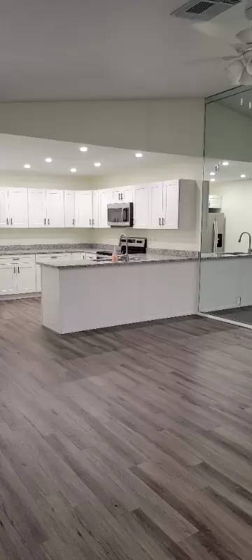 Main picture of 5622 Foxlake Dr
