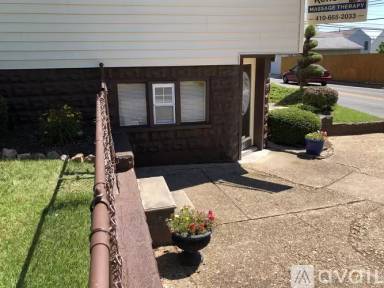 Main picture of 3228 Willoughby Rd