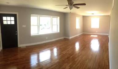 Main picture of 814 Beverly Dr