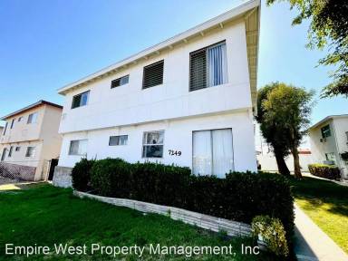 Main picture of 7249 Bakman Ave