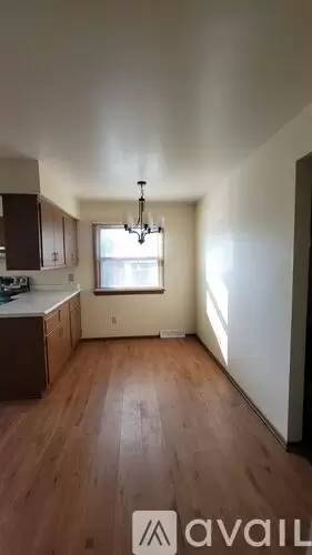 Main picture of 6023 N 109th St