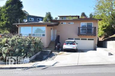 Main picture of 7773 Earl Ct