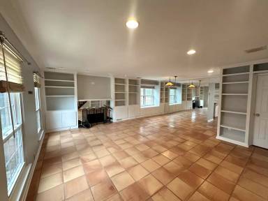 Main picture of 119 Dumbarton Hill Ct