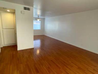 Main picture of 2296 Gaviota Ave