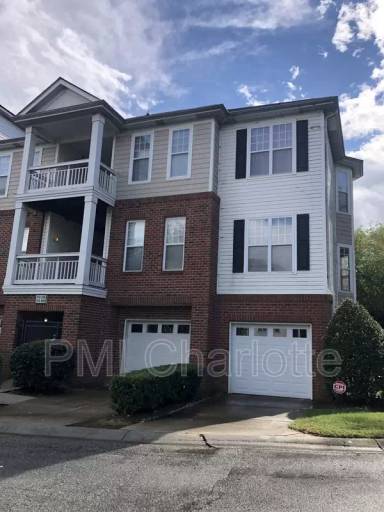 Main picture of 6712 Mallard Park Dr