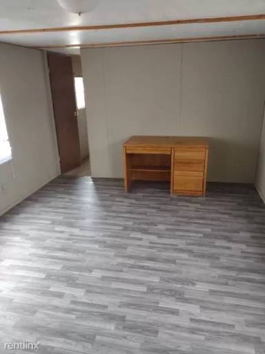 Main picture of 209 S Chestnut St