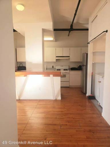Main picture of 49 Greenkill Ave