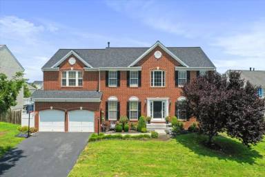 Main picture of 319 Morlyn Drive - 1
