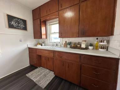Main picture of 1027 Lincoln St