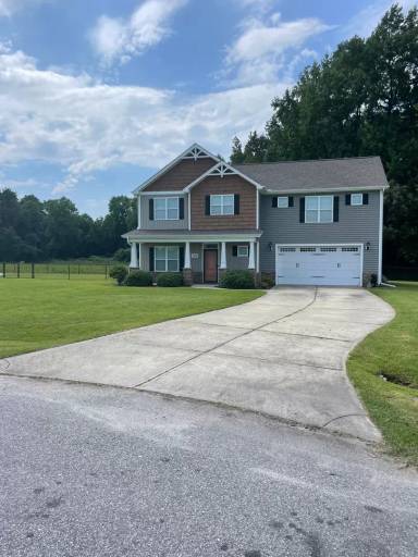 Main picture of 103 Dartha Ct