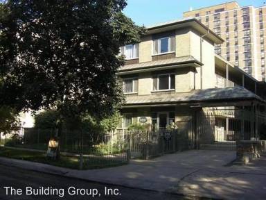 Main picture of 528 W Wellington Ave