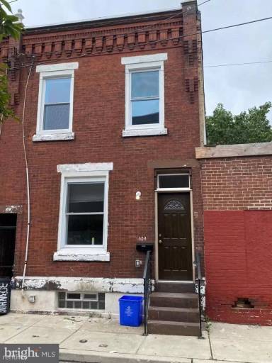 Main picture of 303 N Holly St