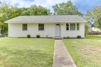 Main picture of 107 Fox Hill Rd