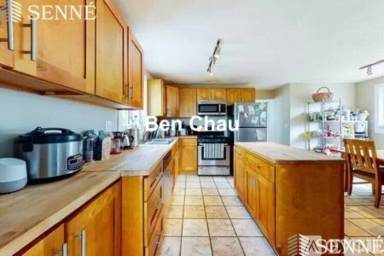 Main picture of 124 Walnut St