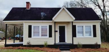 Main picture of 718 Park Ave