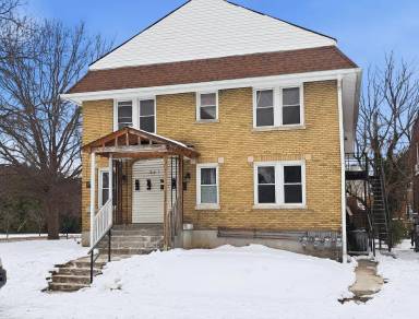 Main picture of 701 Hazel St