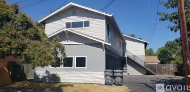 Main picture of 1547 2nd Ave