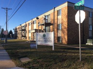 Main picture of 177 10th Ave E