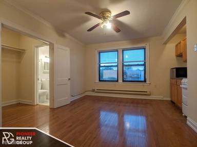 Main picture of 4546 N Damen Ave Apartments