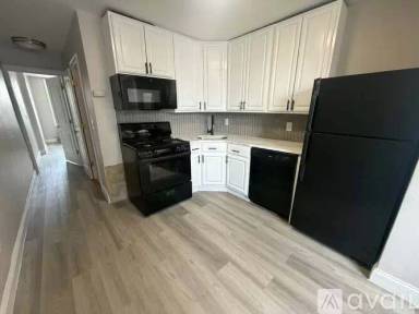 Main picture of 301 71st St