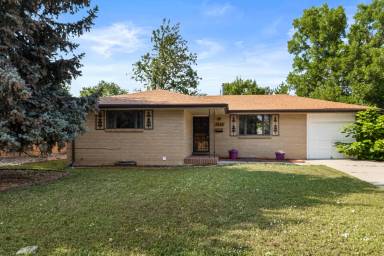 Main picture of 7833 W Iowa Dr