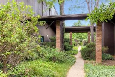 Main picture of 1260 Kalmia Ave